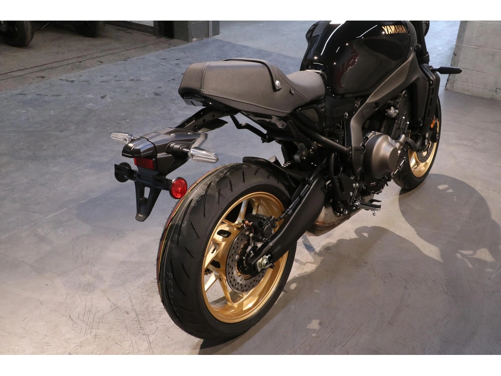 2026 Yamaha Xsr900 alt