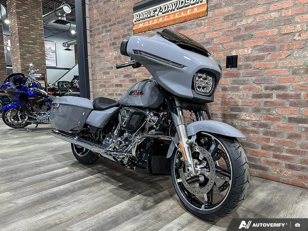 2026 Harley-davidson Street Glide alt