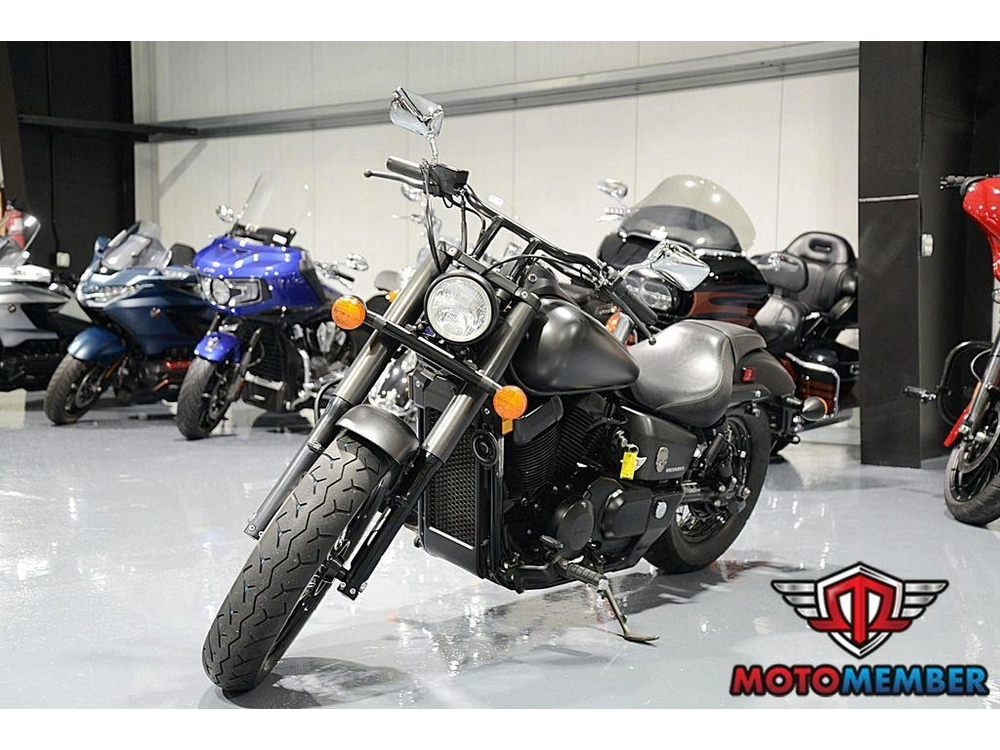 2022 Honda Shadow Phantom alt