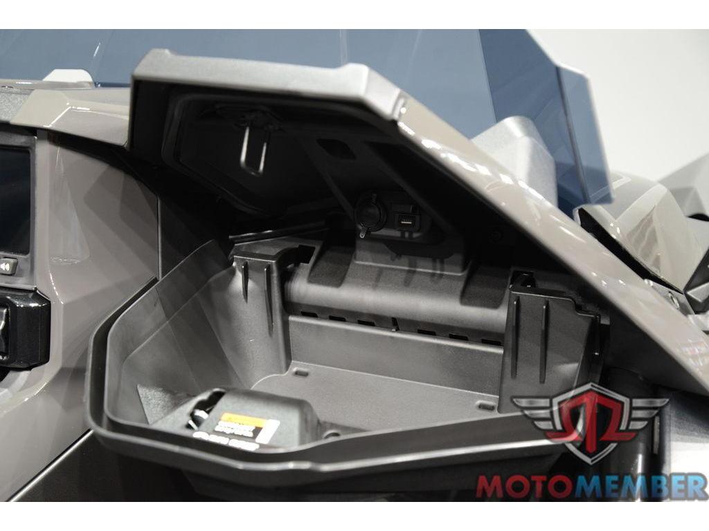 2025 Polaris Slingshot R (AutoDrive) for Sale