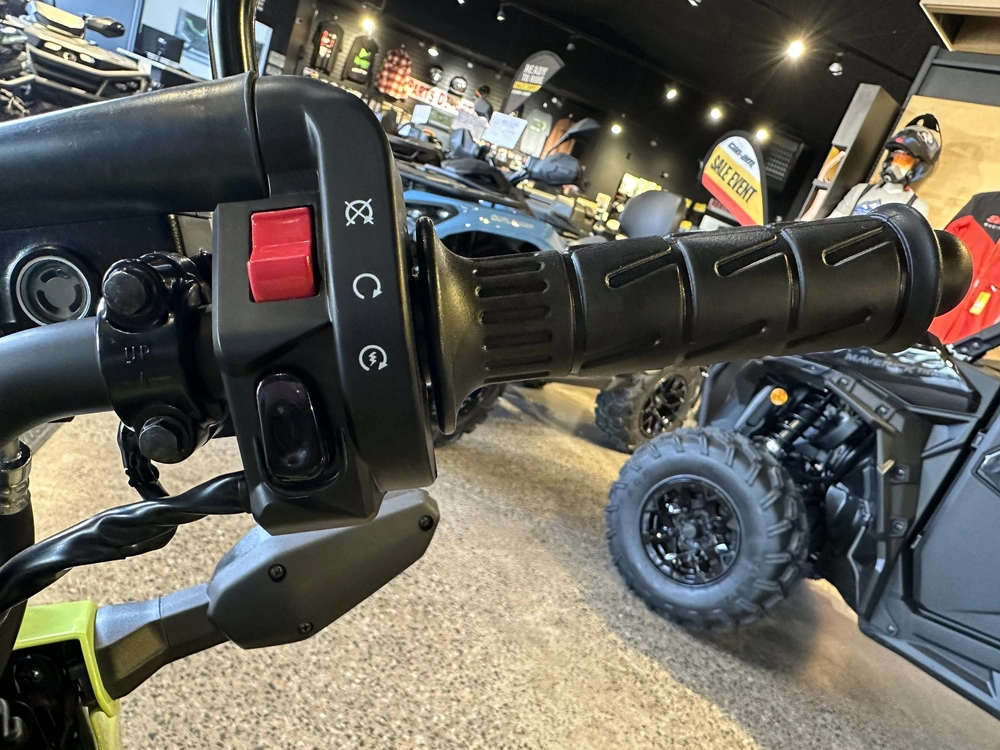 2026 Kawasaki Z125 Pro alt