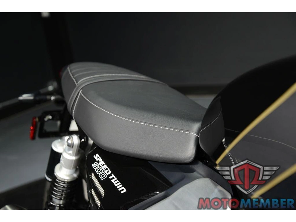 2025 Triumph Speed Twin 900 Phantom Black/aurum Gold alt