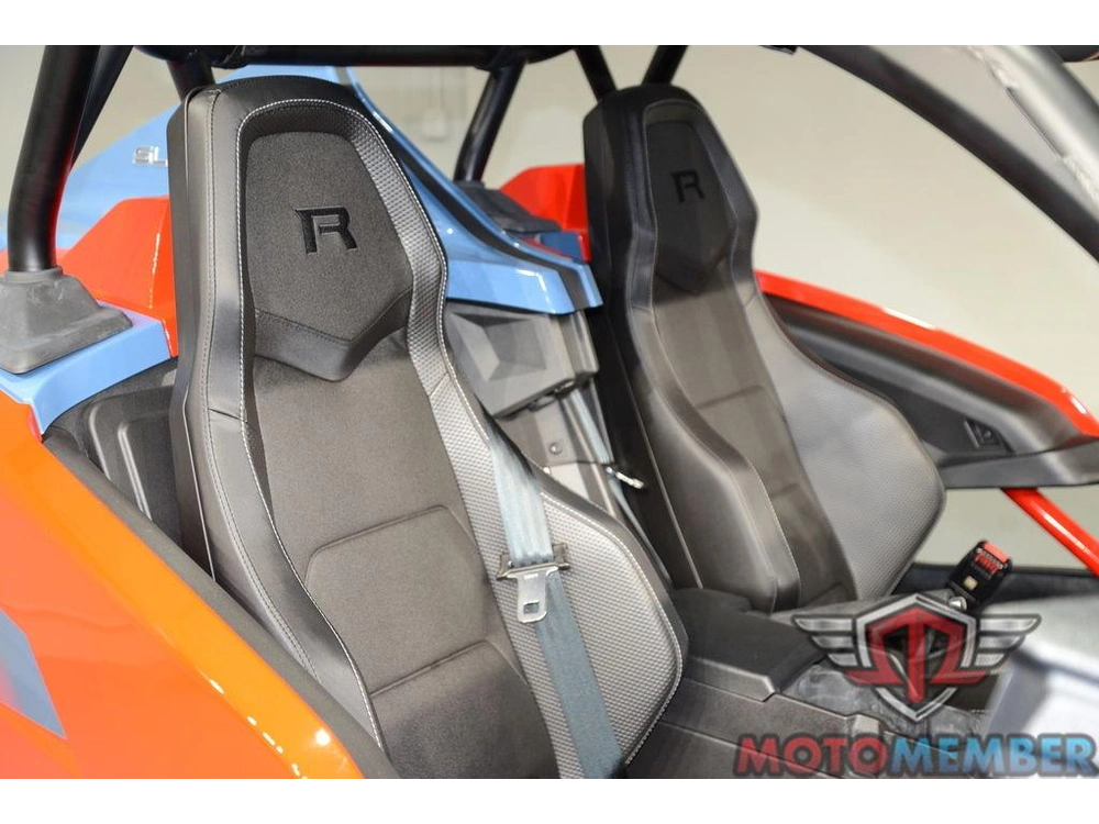 2025 Slingshot Slingshot® R Royal Red Blue alt