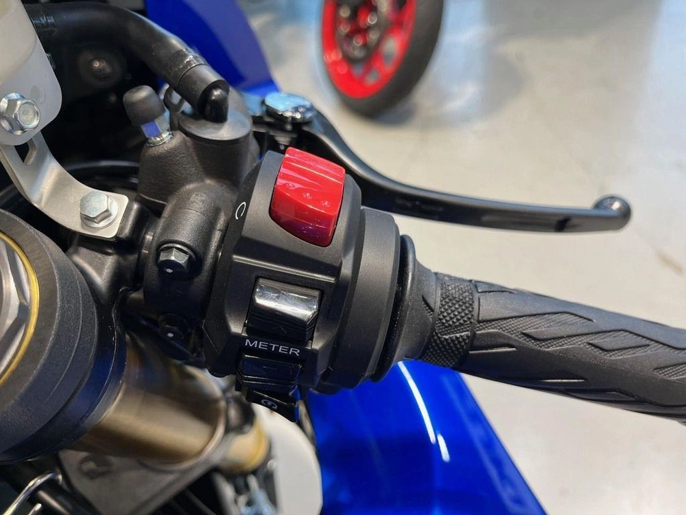 2026 Suzuki Gsx-r750z alt