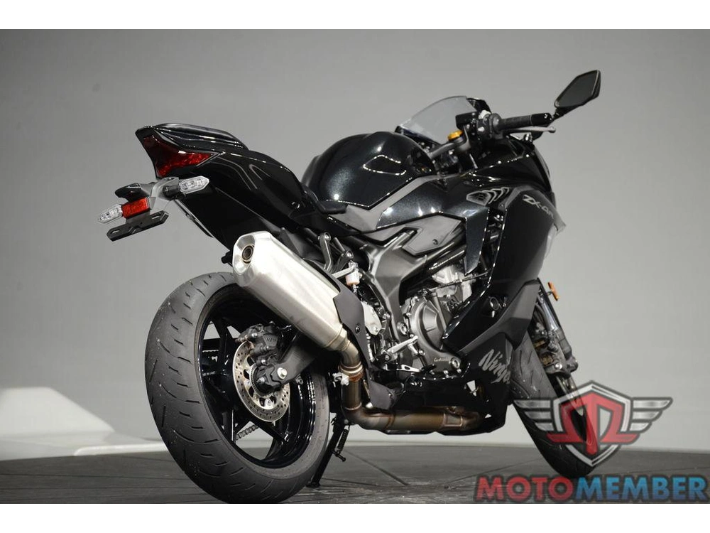 2025 Kawasaki Ninja® Zx™-4r Abs alt