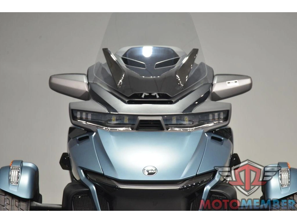 2026 Can-am Spyder Rt alt