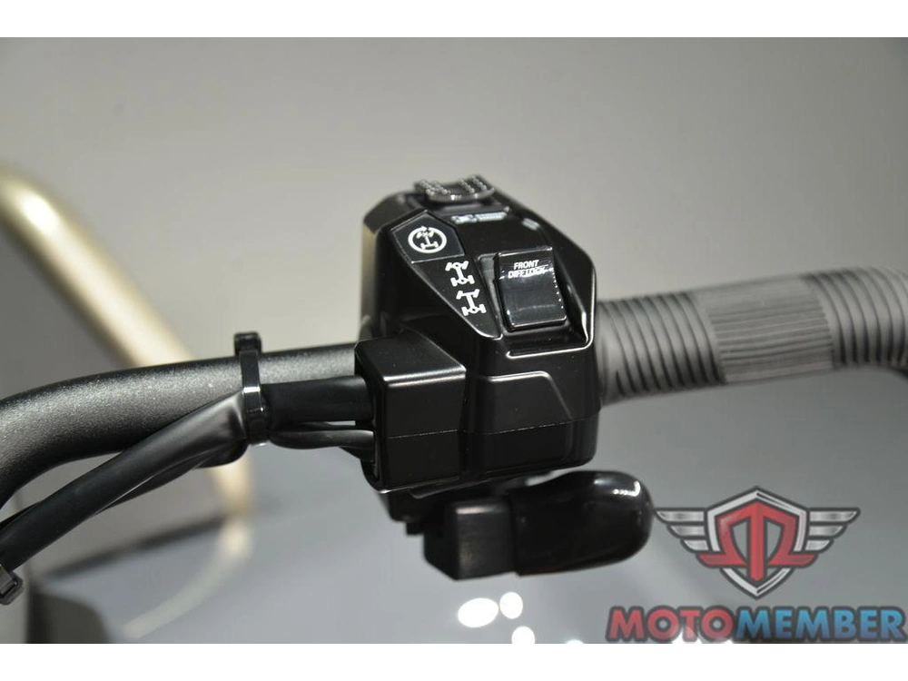 2026 Can-am Outlander X Mr 1000r Granite Grey alt