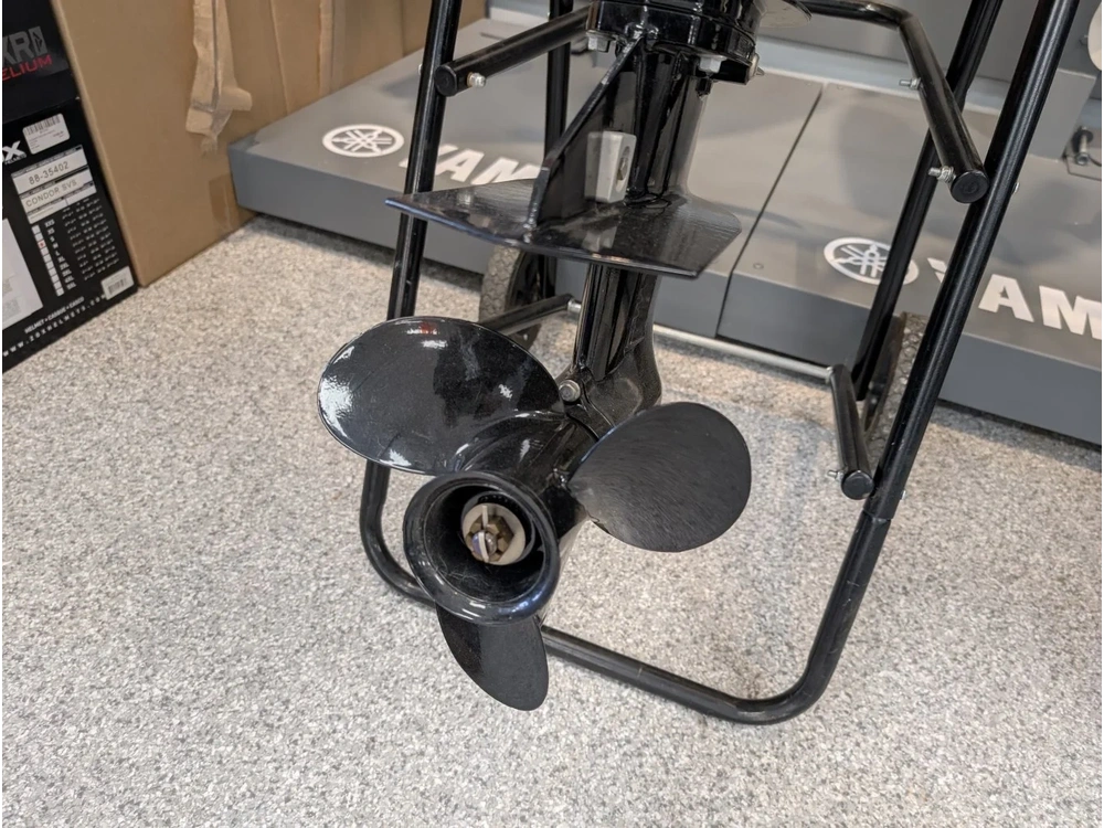 2020 Mercury 15hp Longshaft 4-stroke alt