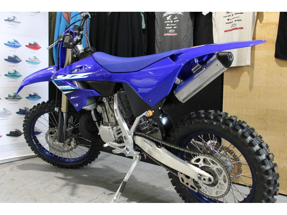 2025 Yamaha Yz250x alt