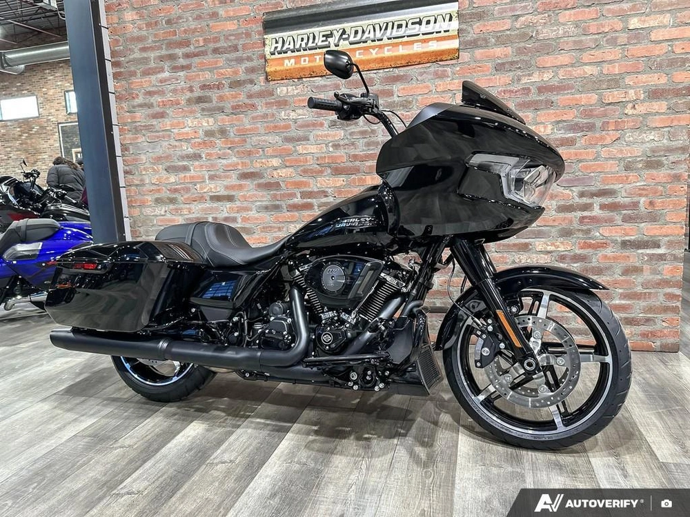 2026 Harley-davidson Road Glide alt