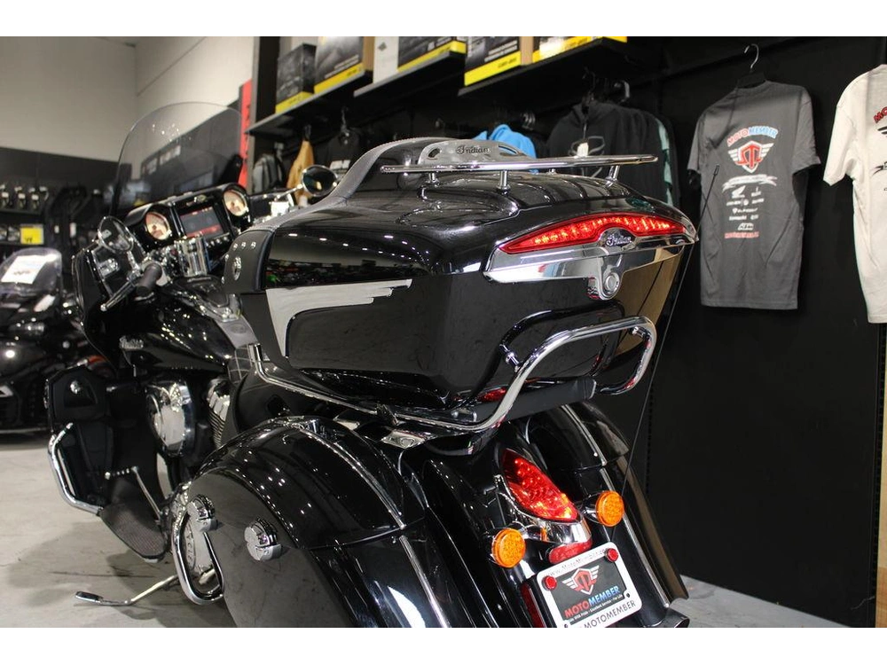 2019 Indian Motorcycle Roadmaster, Thunder Black , 49st Base alt