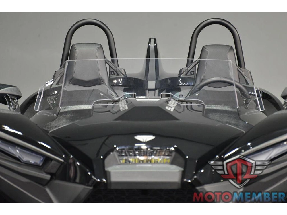 2025 Slingshot Slingshot® S Autodrive Jet Black alt