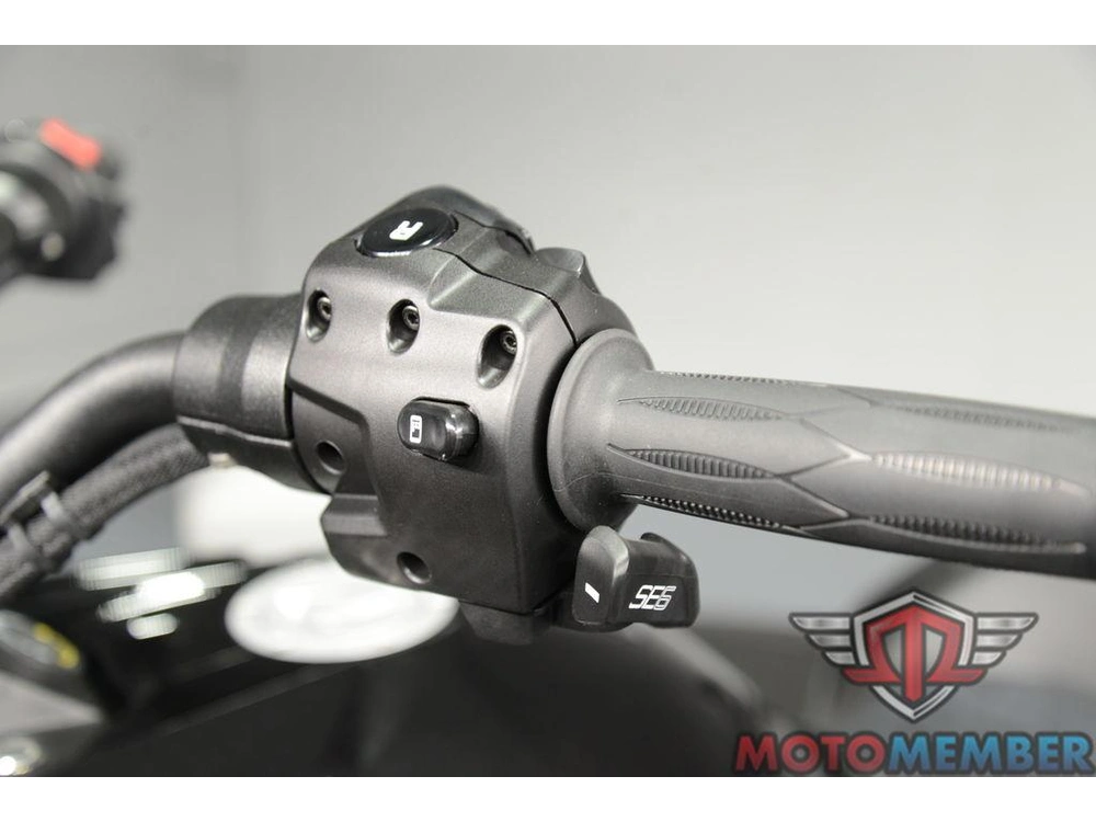 2023 Can-am Spyder F3 Limited Platine Wheels alt