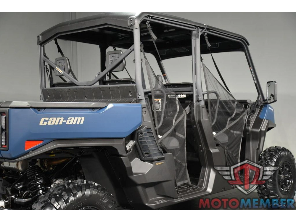 2026 Can-am Defender Max Xt Hd11 With 10.25 In. Infotainment alt