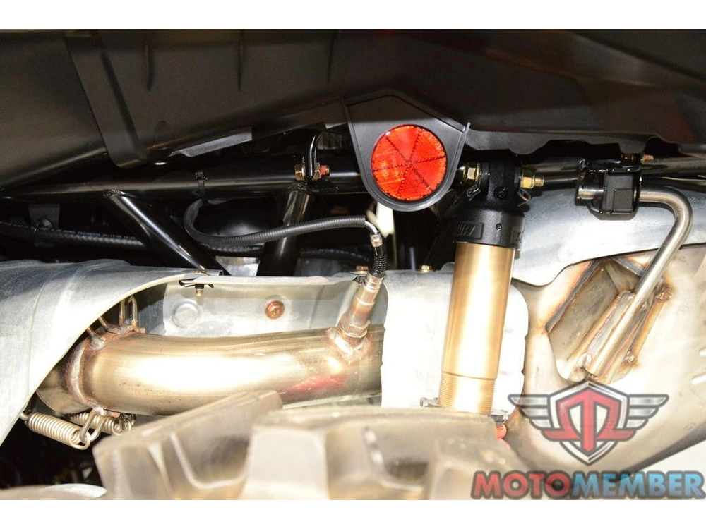 2025 Can-am Outlander X Mr 1000r Granite Grey & Legion Red alt