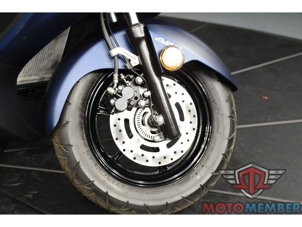 2022 Suzuki Burgman 200 alt