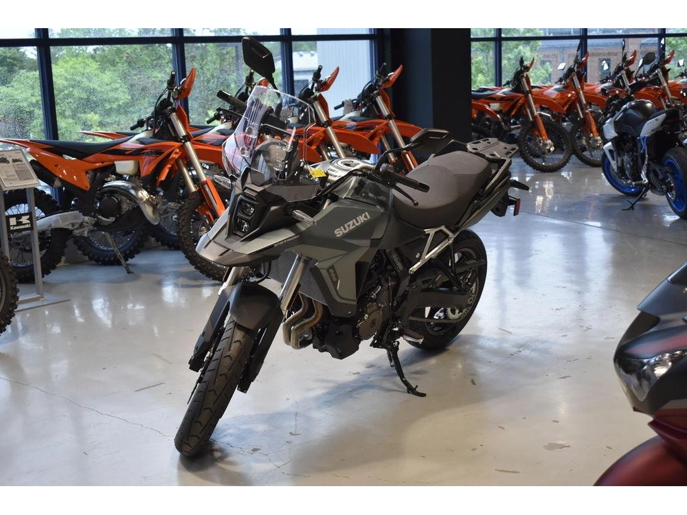 2024 Suzuki V-strom 800 alt