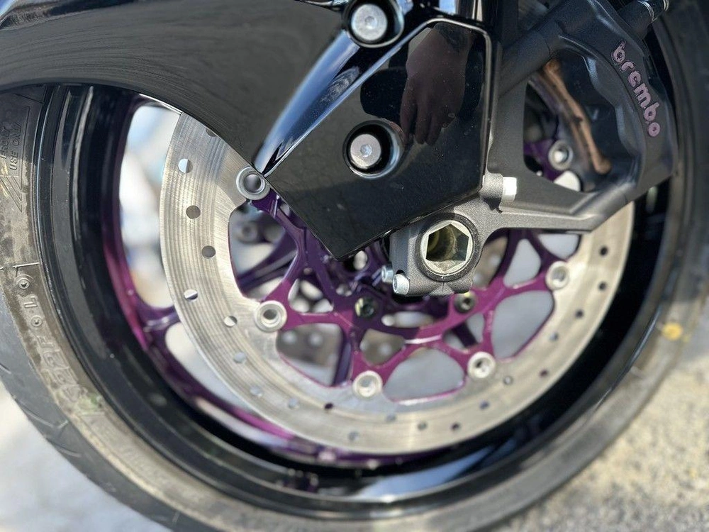 2025 Suzuki Hayabusa alt