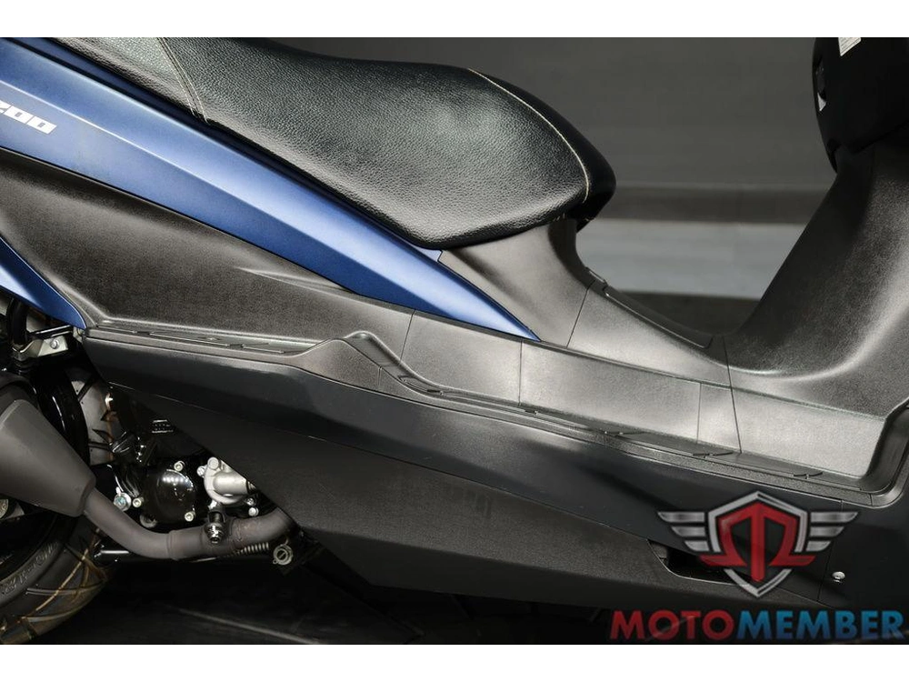 2022 Suzuki Burgman 200 alt