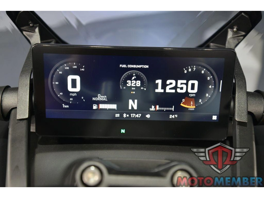 2026 Can-am Spyder F3-s alt