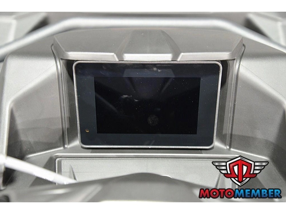 2026 Can-am Outlander Electric Max alt