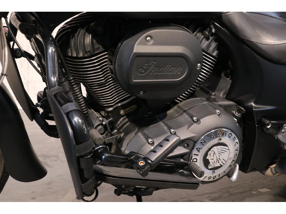 2018 Indian Motorcycle Springfield Dark Horse alt