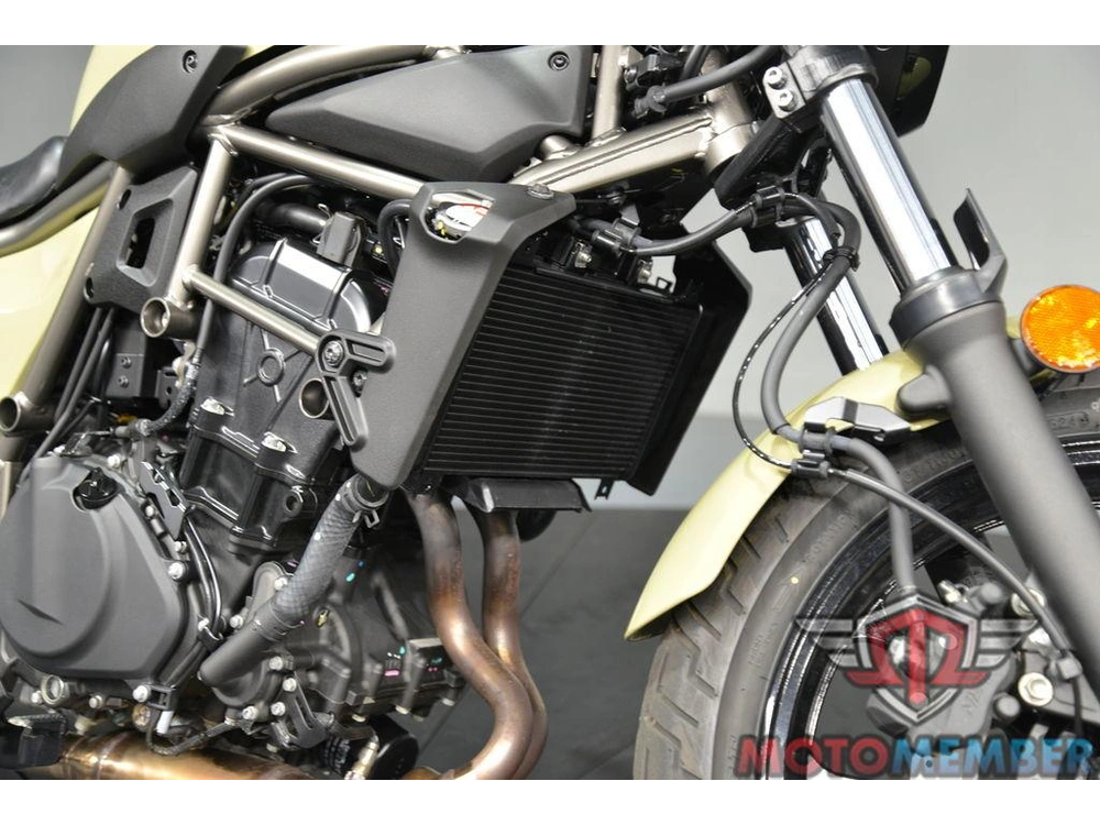 2025 Kawasaki Eliminator® Abs alt