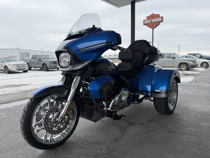 2026 Harley-Davidson CVO Street Glide 3