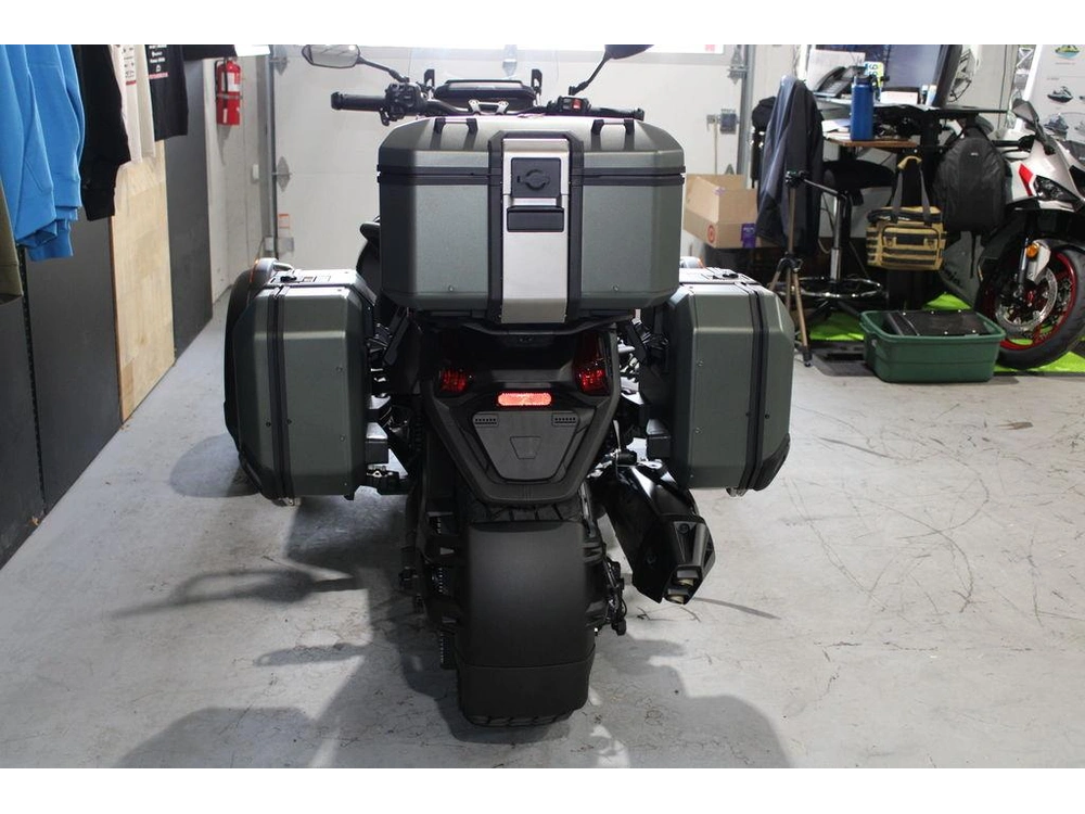 2026 Can-am Canyon Redrock alt