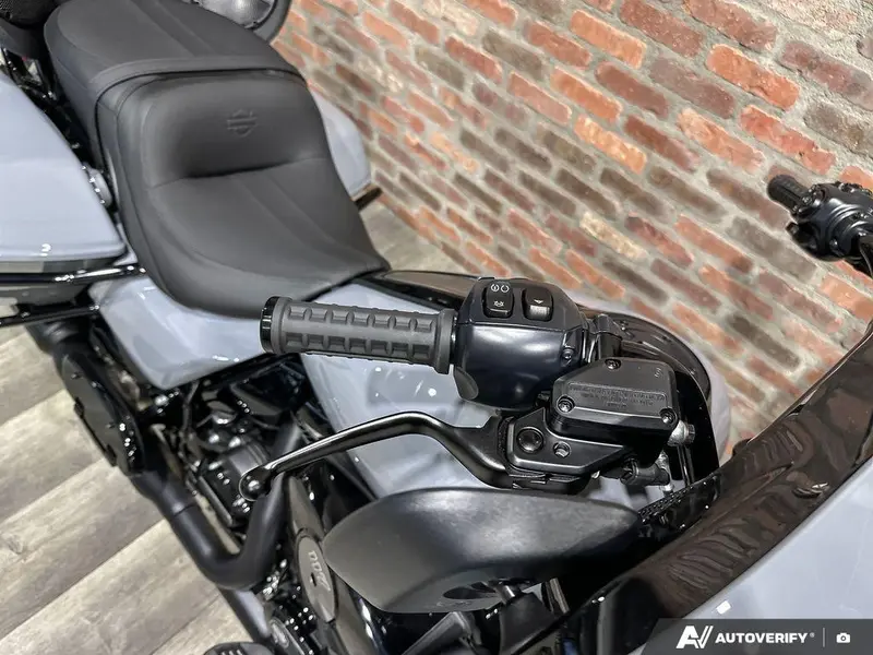 2026 Harley-Davidson Street Glide Limited thumbnail 17