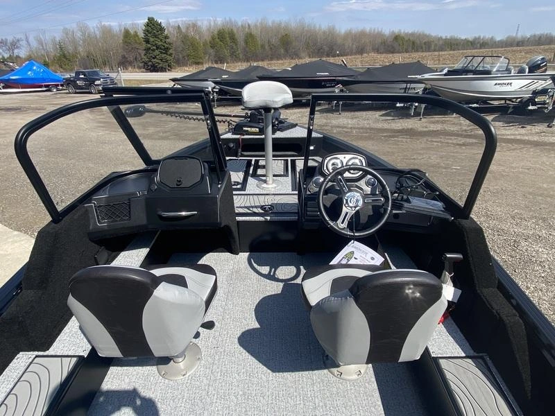 2026 Smoker-craft Excursion 166 Dc alt