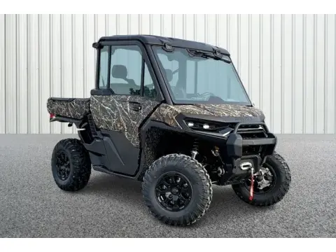 2026 Can-Am DEFENDER - LIMITED HD11