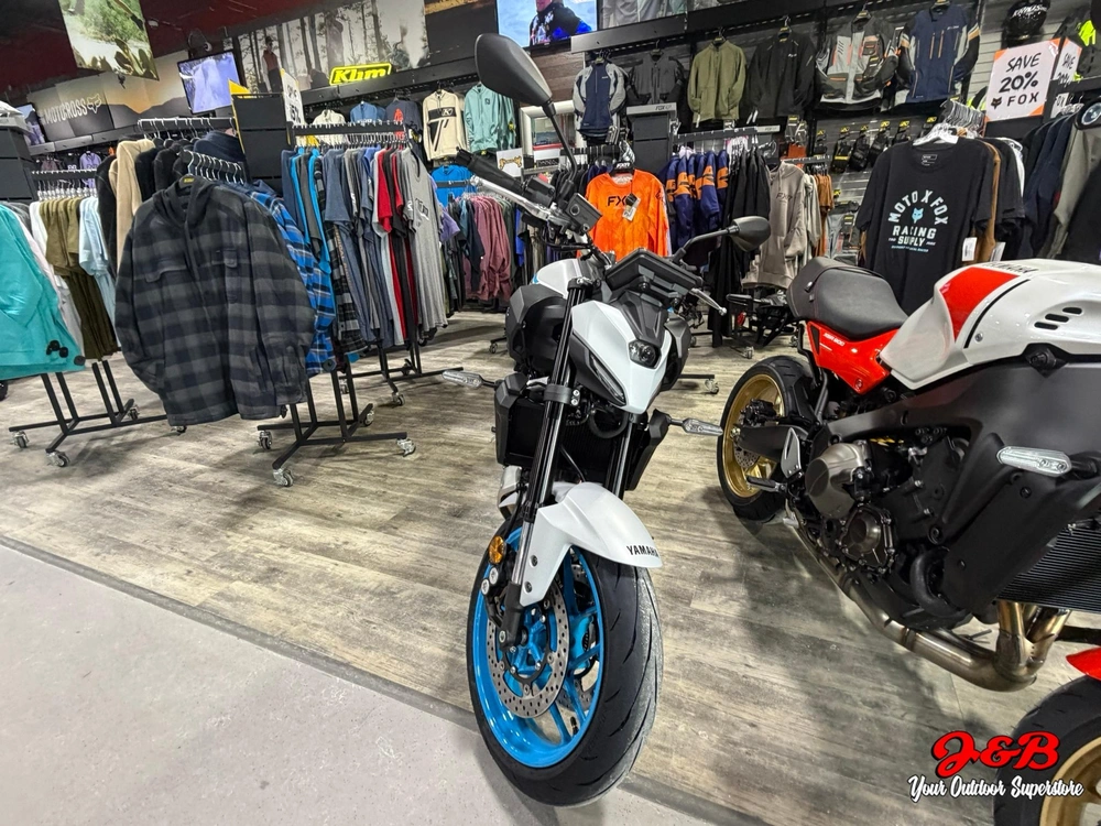 2026 Yamaha Mt-07 Ice Storm alt