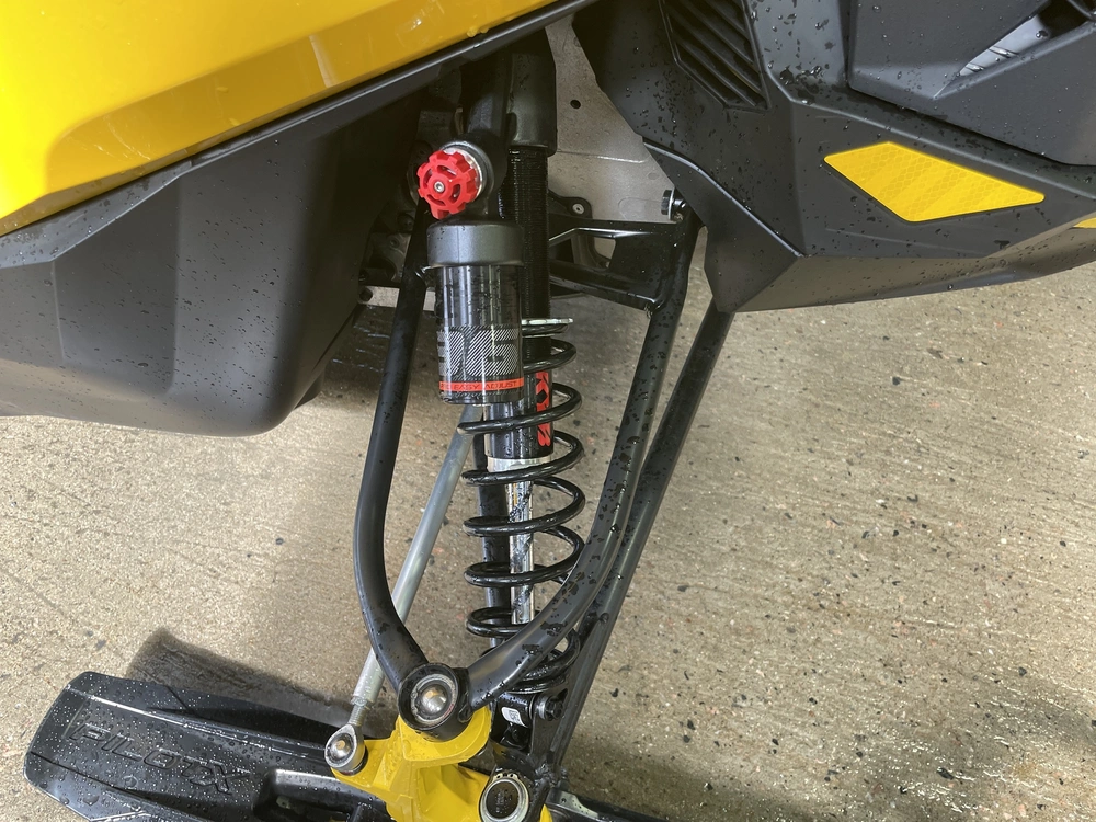 2024 Ski-doo Mxz X 850 E-tec 137 alt