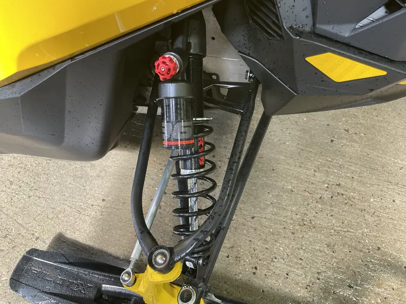 2024 Ski-Doo MXZ X 850 E-Tec 137