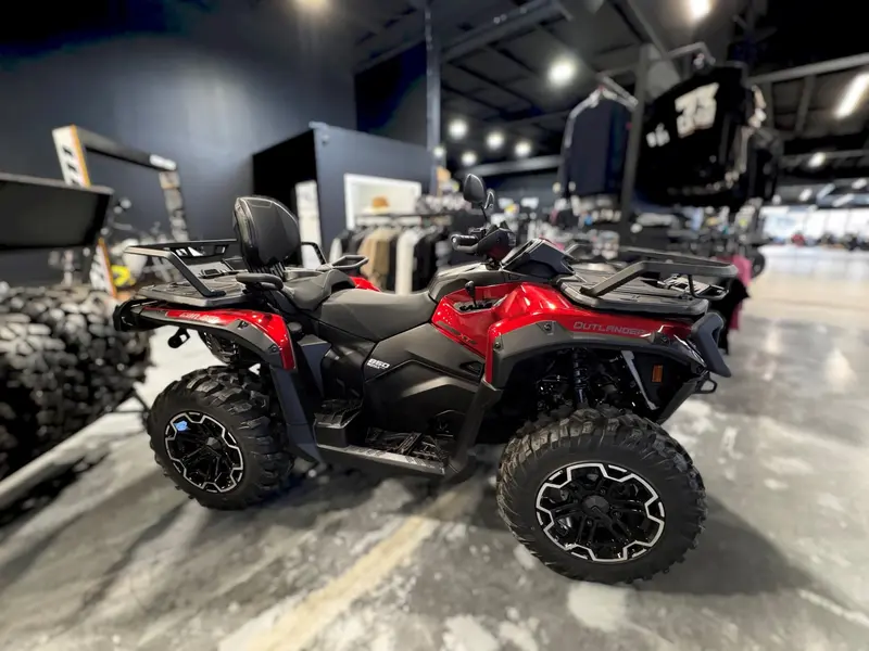 Can-Am OUTLANDER MAX XT 850 2025