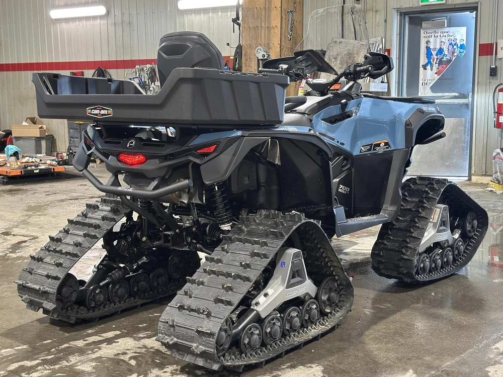 Can-am Outlander Max Xt 700 Chenilles Et Windshield Inclus 2026 alt