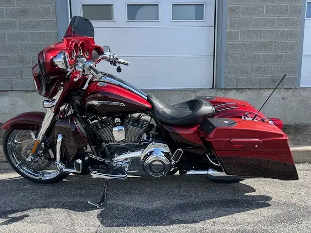 2012 Harley-Davidson Street GlideFLHXSE