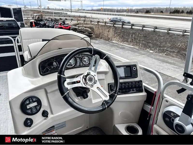 2021 Legend PONTON DUAL LOUNGE thumbnail 9