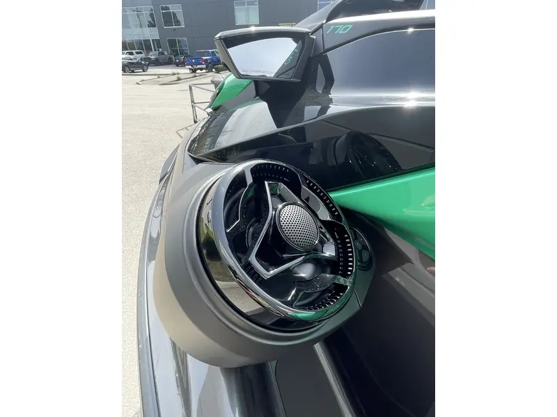 Sea-Doo GTI™ SE 170 (Sound system) 2026
