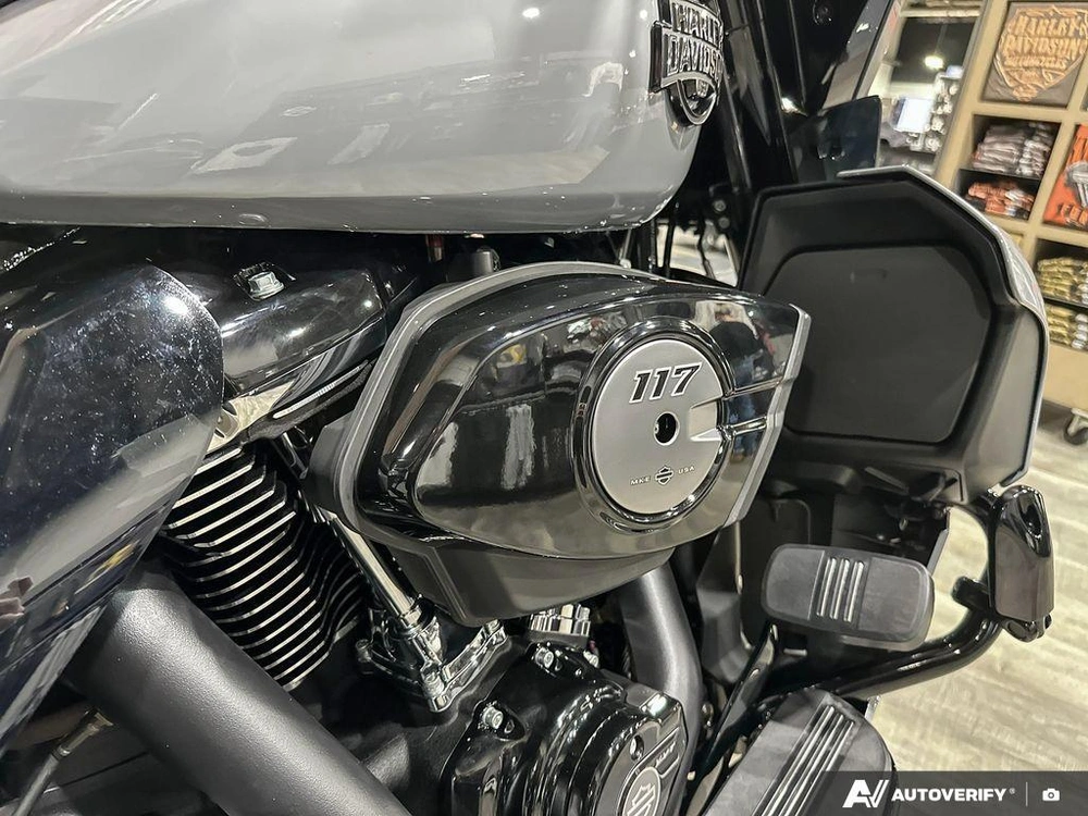 2026 Harley-davidson Street Glide Limited alt