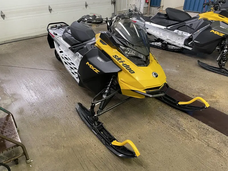 2025 Ski-Doo MXZ Sport 600 EFI 129