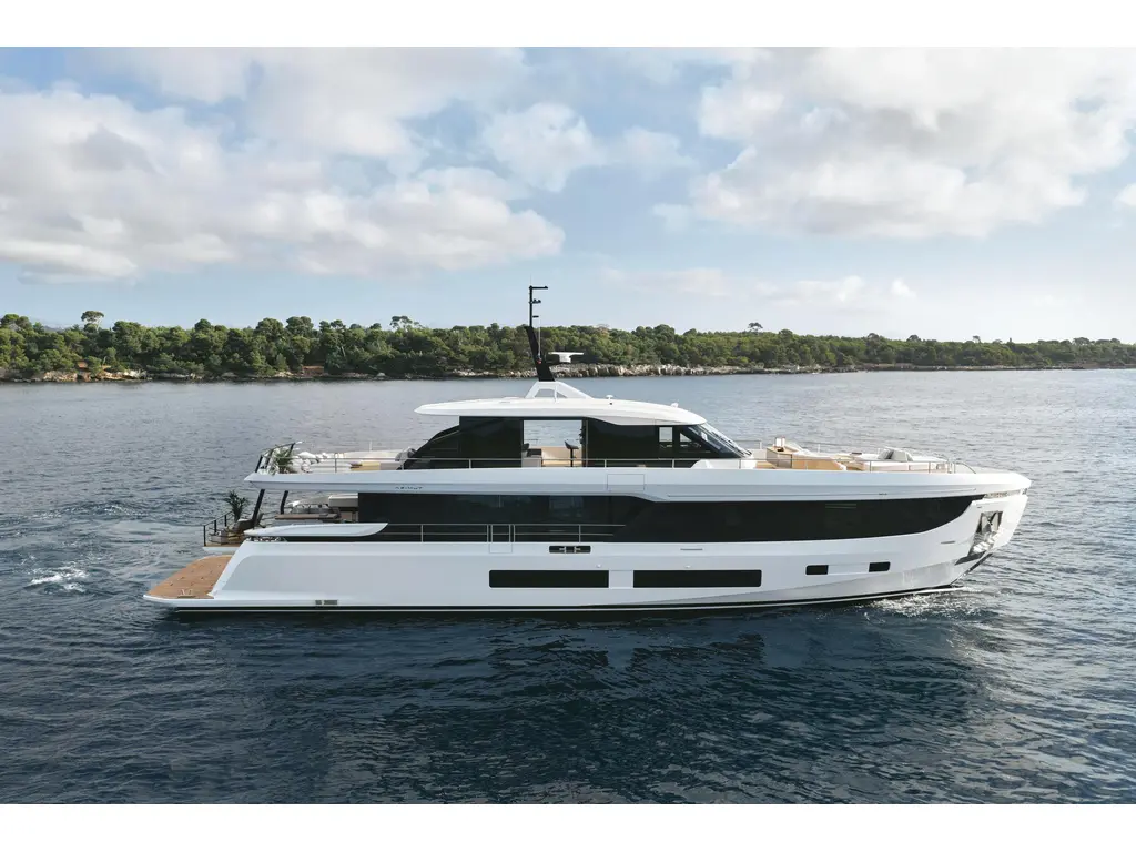 Azimut GRANDE 30M  2026