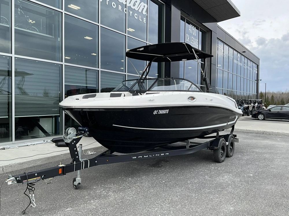 2021 Bayliner Vr6 alt