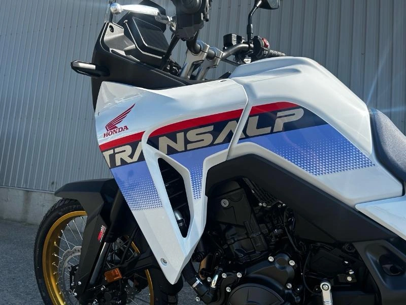 Honda Transalp 2025 alt