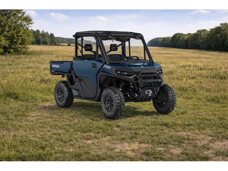 2026 Can-Am DEFENDER XT CAB HD11 thumbnail 3