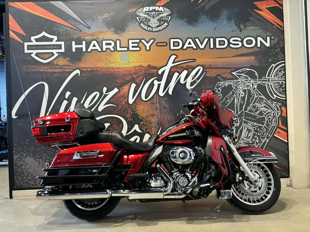Harley-Davidson FLHTCU Ultra Classic 2012
