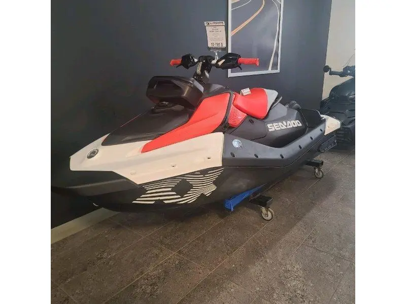 2025 Sea-Doo Spark Trixx 1P (Audio) thumbnail 2