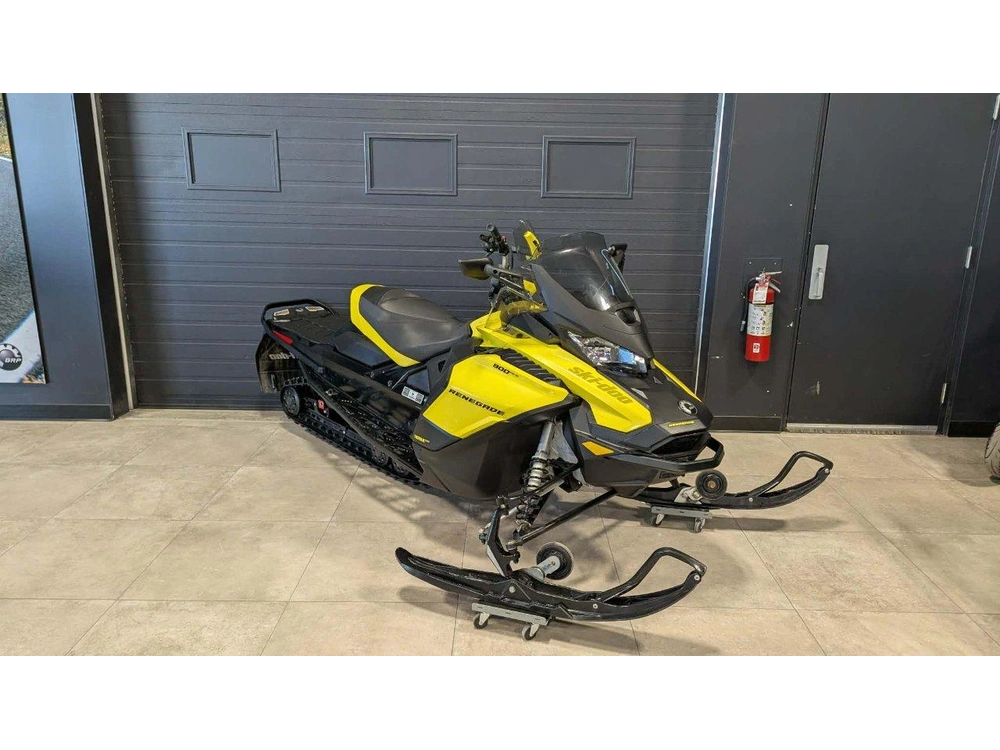 Ski-doo Renegade Adrenaline 900 Used 2021 alt
