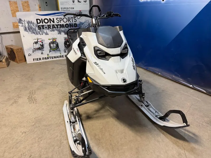 Ski-Doo Summit Adrenaline 154 600R ETec 2026